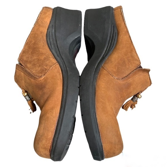 ARIAT Women's Mendocino Tassel Mule Tan Suede Leather Slide 7.5 - Picture 3 of 7